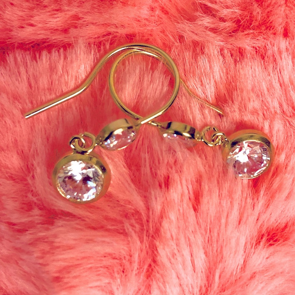 ❤️CZ Drop French Wire Earrings.